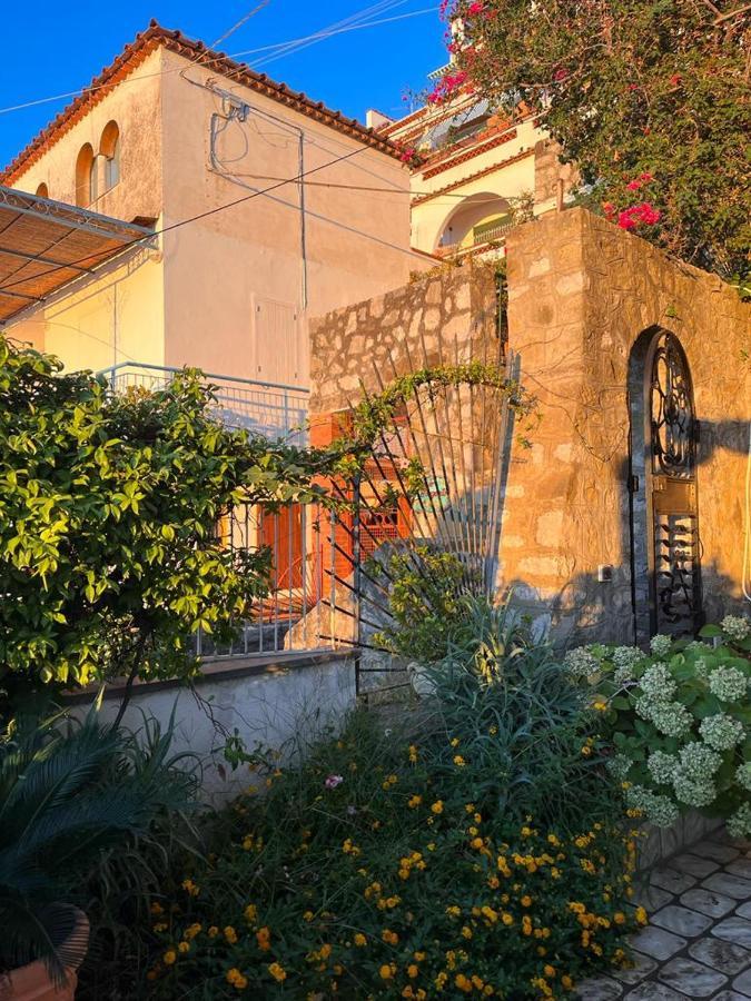Villa Venere ماسّا لوبْرينسِ المظهر الخارجي الصورة